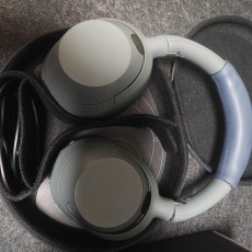 sony ult were フォレストグレー