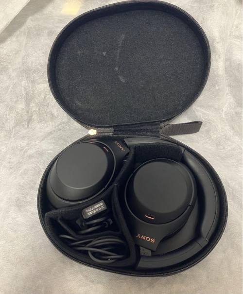 SONY WH-1000XM4 中古