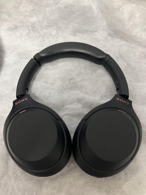 SONY WH-1000XM4 中古