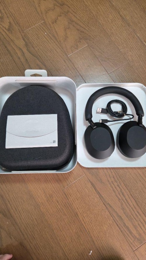 SONY WH-1000XM5 ワイヤレスヘッドホン