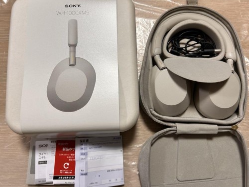 SONY ワイヤレスヘッドホン WH-1000XM5 　シャンパンゴールド