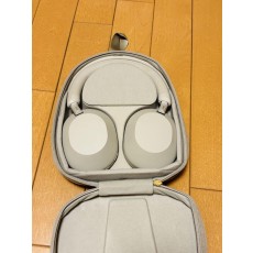 SONY WH1000XM5 ホワイト　ケース&箱あり
