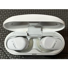 SONY ワイヤレスイヤホン WF-SP800N 白 訳あり ケースカバー付