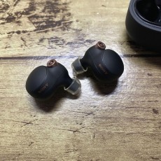 sony wf1000xm4 ソニー バッテリー交換済み　値下げ可能