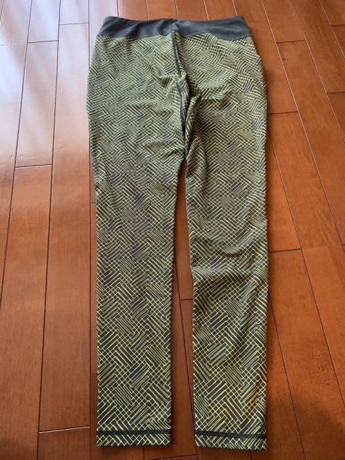 ヨガパンツ　スポーツレギンス　XL UNIQLO