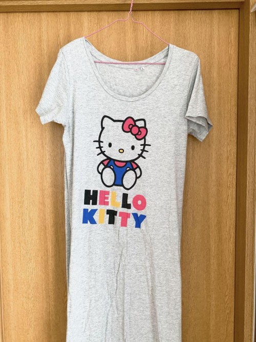 ❤️即日発送❤️ UNIQLO ユニクロ　UT キティちゃん　ハローキティ　サンリオ