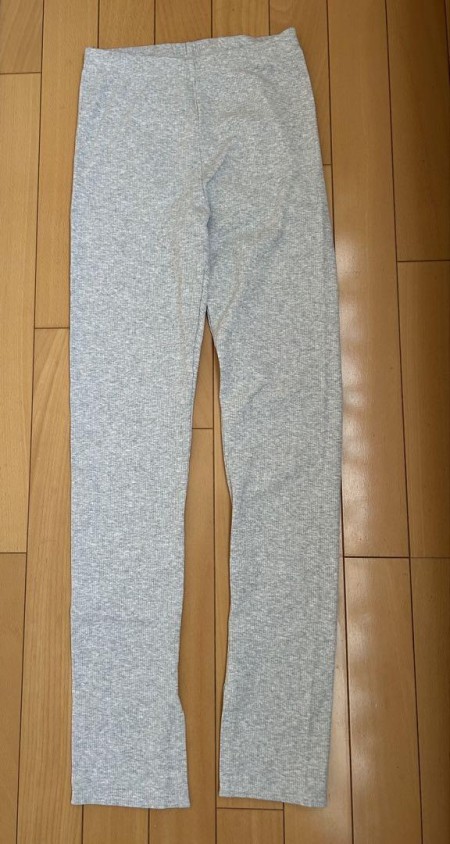 ★ UNIQLO★リブレギンス(ライトグレー)★