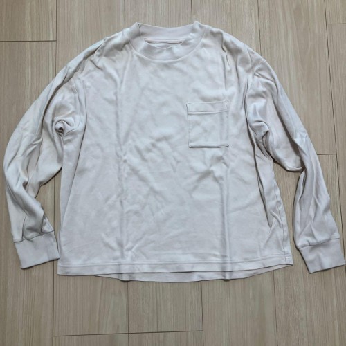 無印良品　アイボリー 長袖 Tシャツ ポケット付き