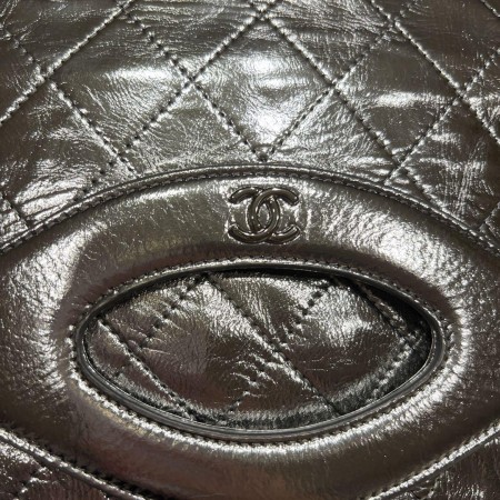 【美品】CHANEL シルバー キルティングクラッチバッグ