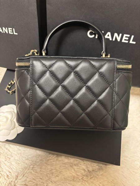 CHANEL トップハンドルバニティショルダー