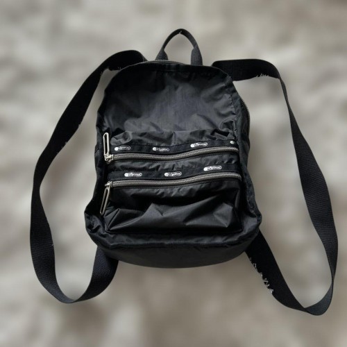 LESPORTSAC 黒ミニリュック