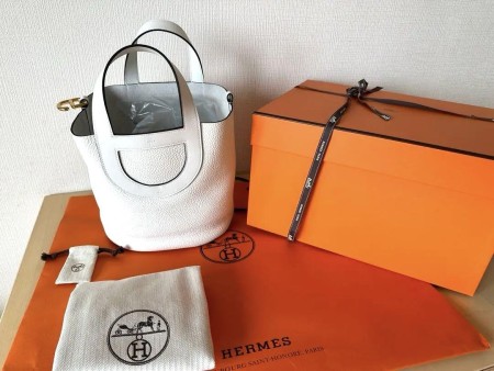 エルメスHERMESインザループ23ニューホワイト×ゴールド金具新品未使用
