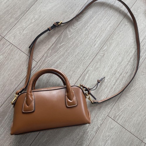 ZARA ブラウンレザーショルダーバッグ