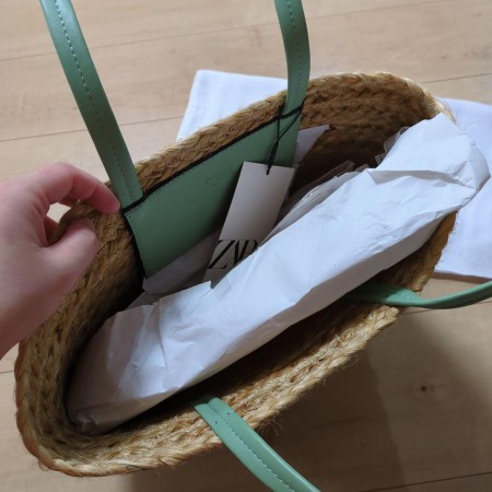ZARA 　 グリーン　 かごバッグ 　保存袋付き　最終値下げ