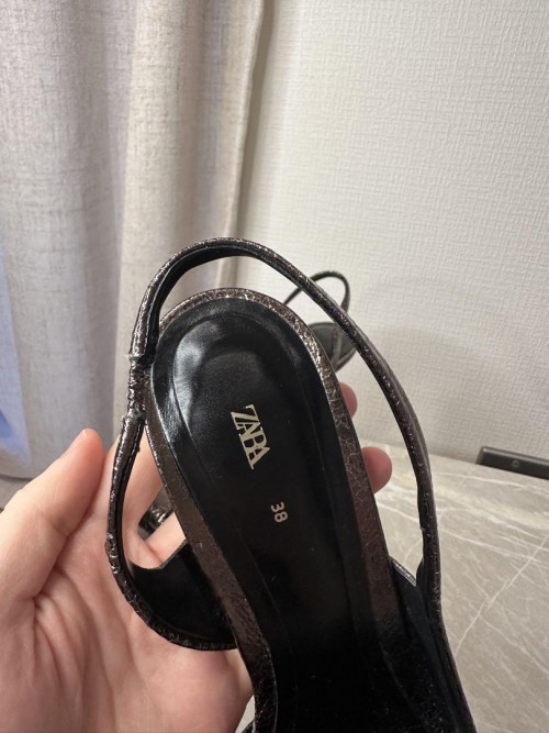 ZARA メタリックブラウン ハイヒール 38