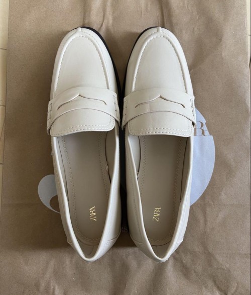 ZARA ローファー 39 未使用