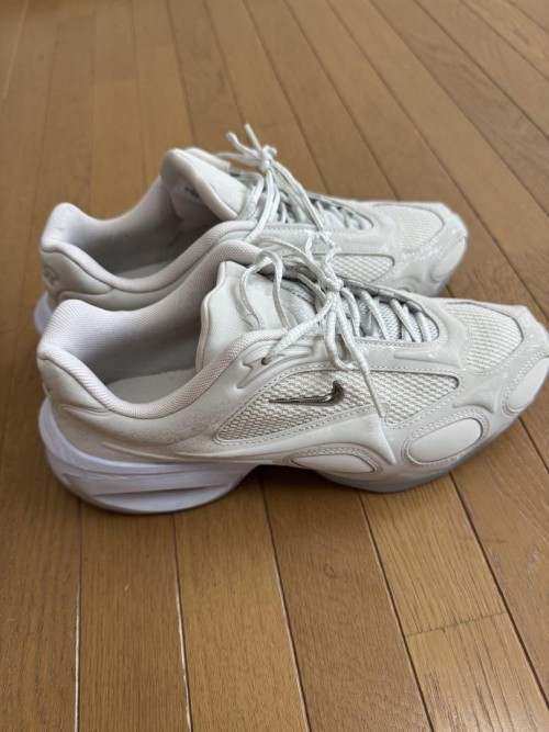 Nike W Air Museホワイト スニーカー