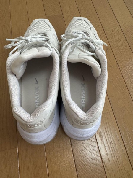 Nike W Air Museホワイト スニーカー