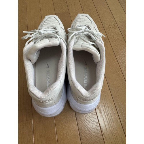 Nike W Air Museホワイト スニーカー