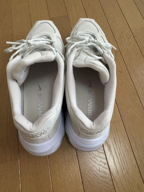 Nike W Air Museホワイト スニーカー