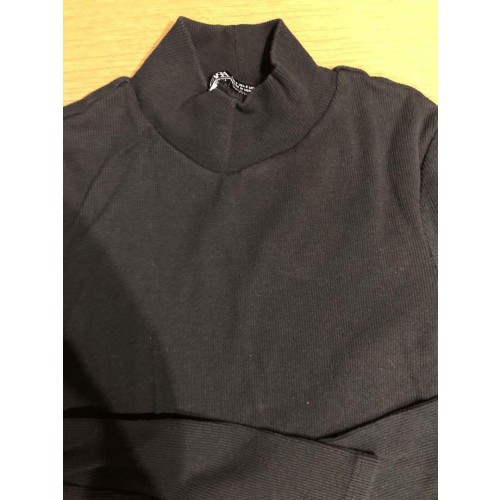 ZARA ブラック タートルネック ワンピース