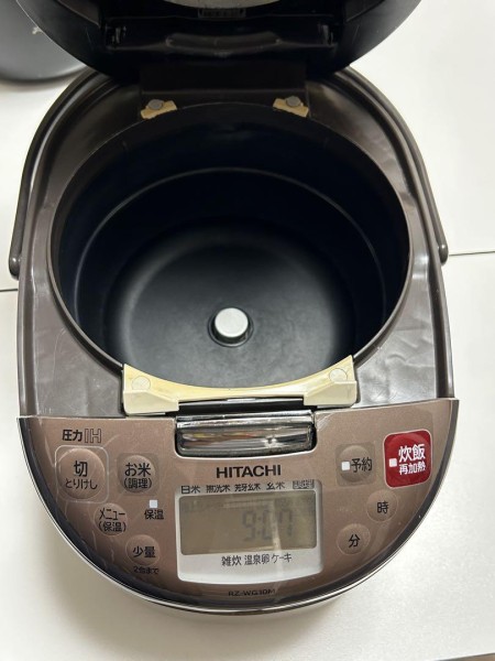 HITACHI 炊飯器　圧力IH RZ-WG10M