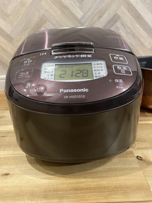 パナソニック IH炊飯器 SR-HVD1010-T 2022年製