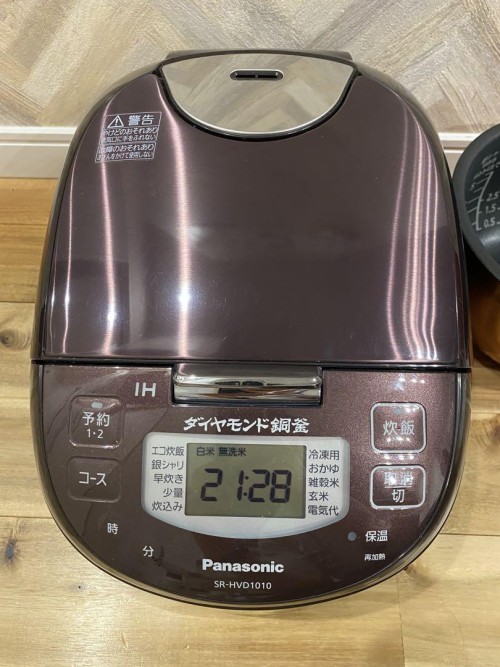 パナソニック IH炊飯器 SR-HVD1010-T 2022年製