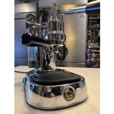 La Pavoni プロフェッショナル、used美品、ホルダー昨年購入、