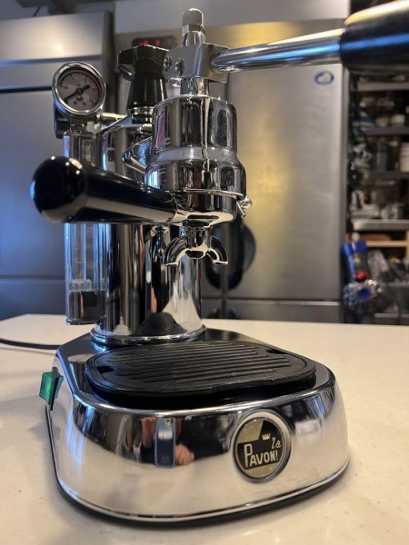 La Pavoni プロフェッショナル、used美品、ホルダー昨年購入、