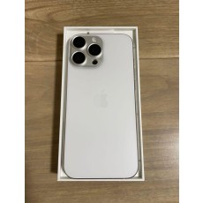 【日本版】iPhone 16 Pro Max 1TB、AppleCare＋付き