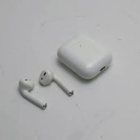 Apple AirPods with Charging Case 第2世代 M…