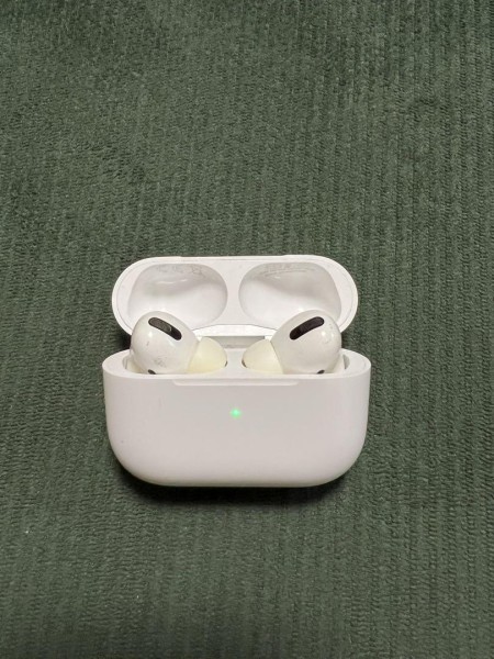 【Apple】AirPods Pro 第1世代 A2084