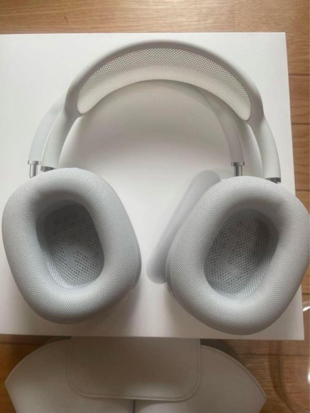 Apple AirPods Max シルバー