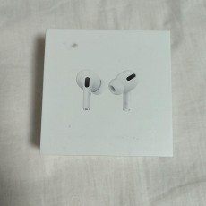 Apple AirPods Pro MWP22J/A　不具合あり