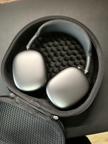 Apple AirPods Max スペースグレイ