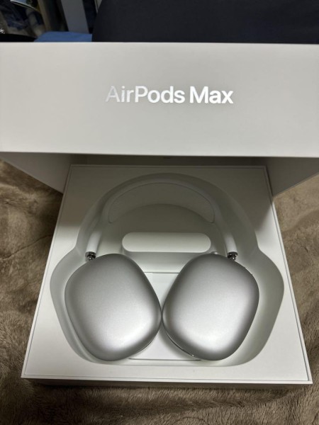 AirPods MAX（早い者勝ち）