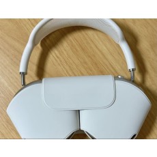AirPods MAX シルバー