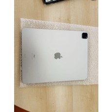 美品】AppleiPadPro (第5世代) 12.9 128GB Wi-Fi