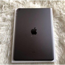 iPad 第8世代 32GB 【当日発送】