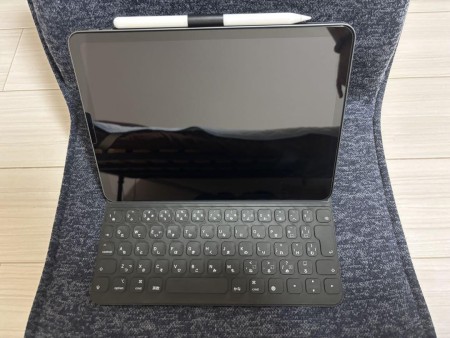 iPad Air第5世代 Apple Pencil&keyboard folio