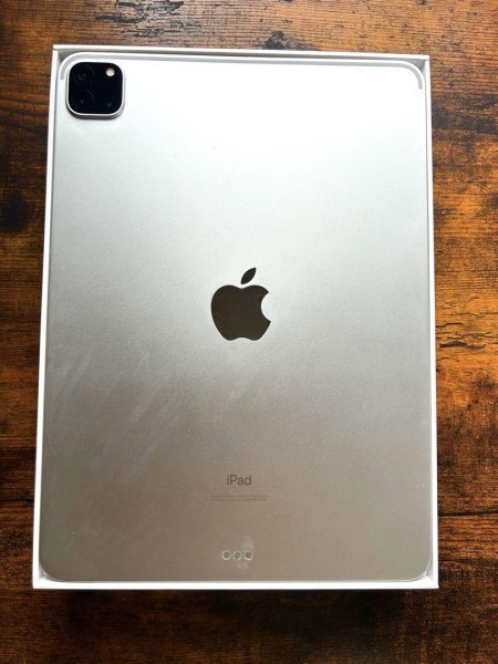 Apple iPadPro11インチ 第2世代 シルバー 箱付き