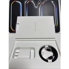 iPad Pro 11インチ 第5世代　256GB