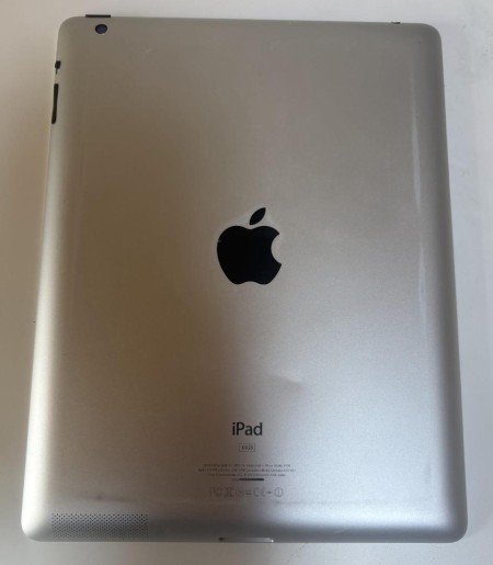 【送料無料】Apple iPad 第3世代 Wi-Fiモデル 16GB