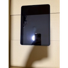 iPadAir第5世代スペースグレー Logitechキーボード付