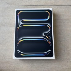 【極美品】 M4 iPad Pro 13インチ 1TB 標準ガラス Wi-Fi