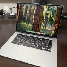 Macbook Air M3 15インチ A3114 メモリ16GB 256GB