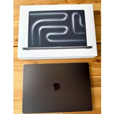 【美品】MacBook Pro 16 M3 Max/36GB/1TB