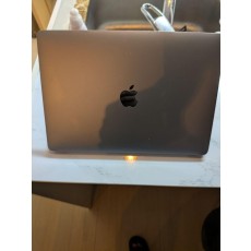 Apple MacBook Pro 13インチ M1 2020