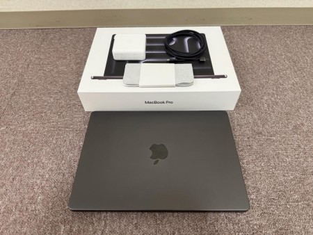 MacBook Pro M4 Pro 14” 48GB 2TB Nanoガラス